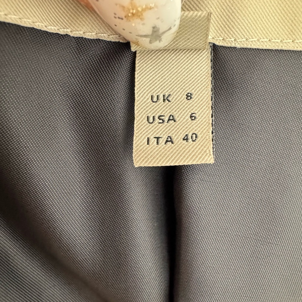 Burberry Black Textured Trench Coat - Picture 9 of 10
